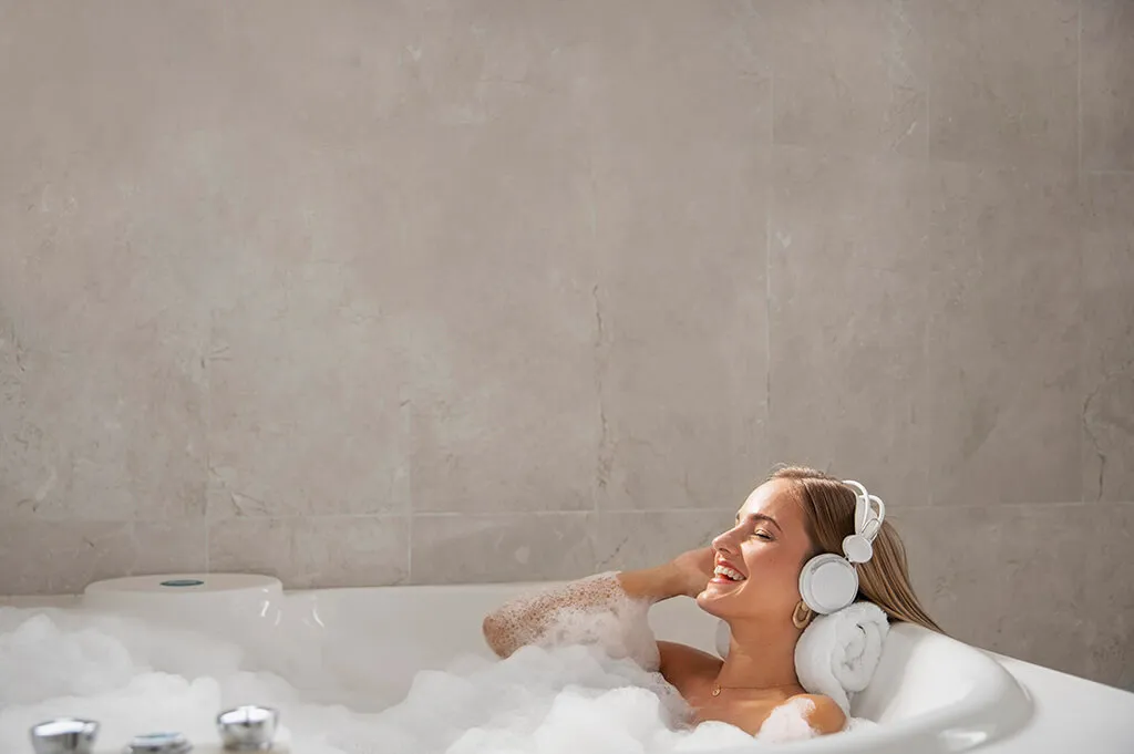 relaxing spa music